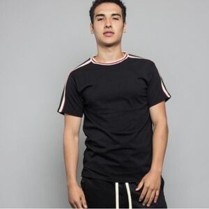 Victorious  Casual Shoulder black G-Striped Comfortable T-Shirt M